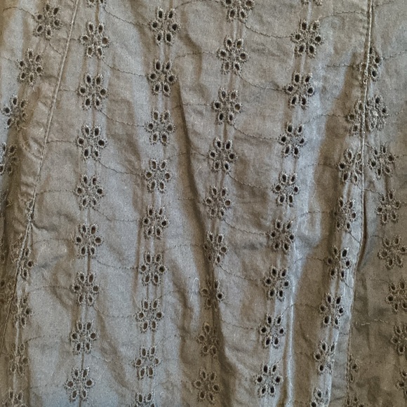 Lace skirt - Picture 2 of 2